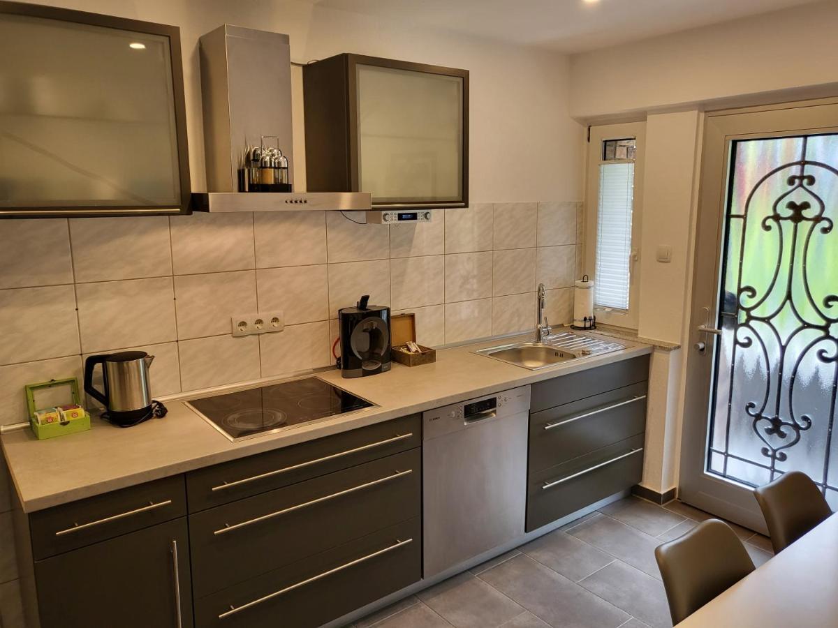 Ferienwohnung Saturn Muelheim an der Ruhr Luaran gambar