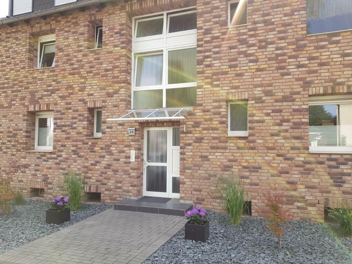 Ferienwohnung Saturn Muelheim an der Ruhr Luaran gambar